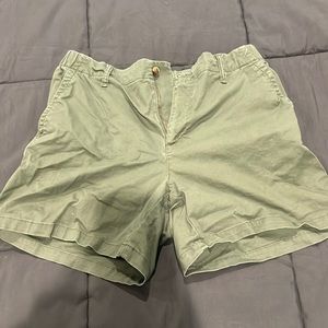 Old navy green shorts, size Large, brand new, never worn